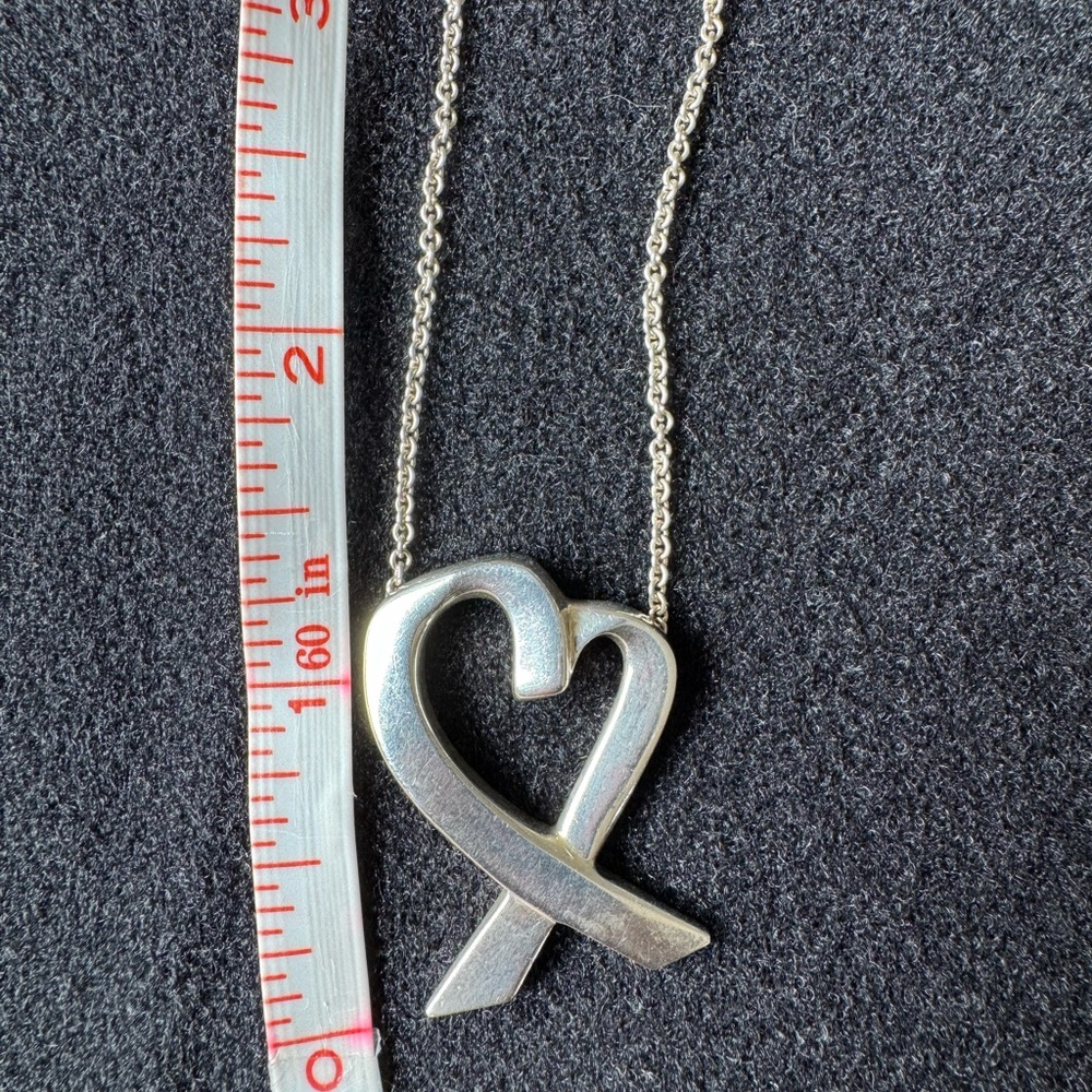 Tiffany & Co. Silver Paloma Picasso Loving Heart Pendant Necklace -LARGE - Picture 3 of 8